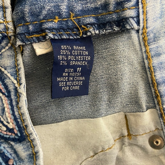 Angles Jeans Acid Wash Light Blue Shorts with Flower Embroidery Size 11 - Picture 3 of 9